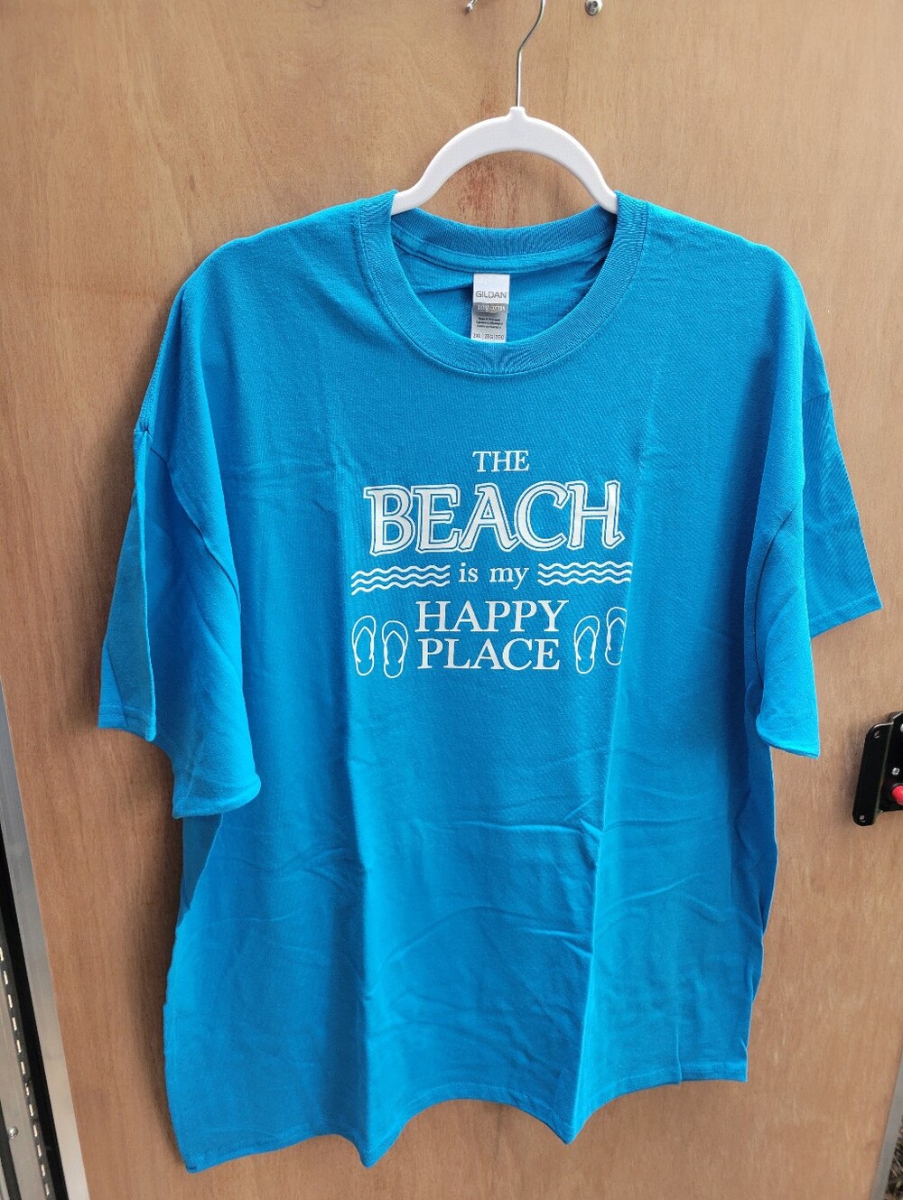 Gildan Men's 'The Beach Is My Happy Place' Blue Graphic Tee